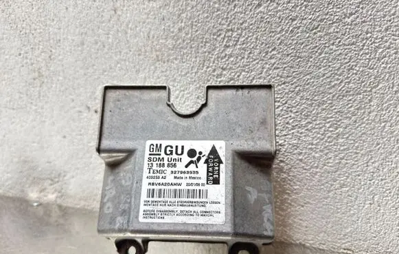 Opel Zafira B Airbag control unit/module 13188856 327963935 403253A2