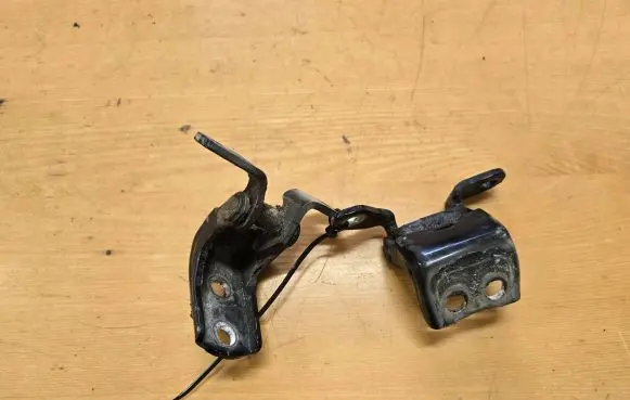 Honda CR-V Rear door hinge set 