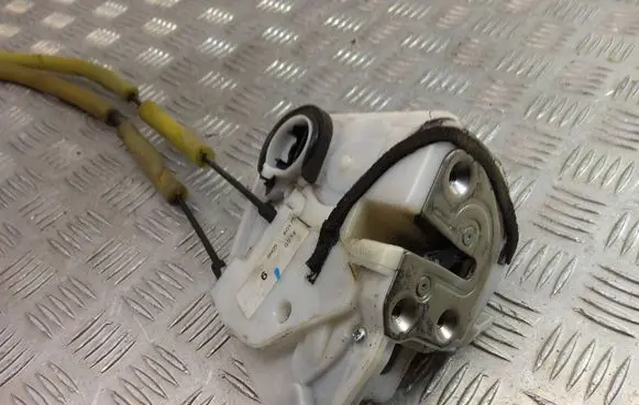 Mazda 6 Front door lock