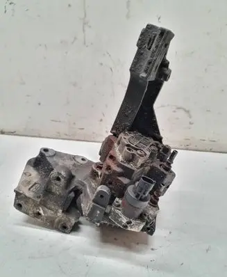 Fuel injection high pressure pump