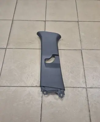Toyota Yaris XP210 (B) pillar trim (top) 62412K0020A 62412K0020