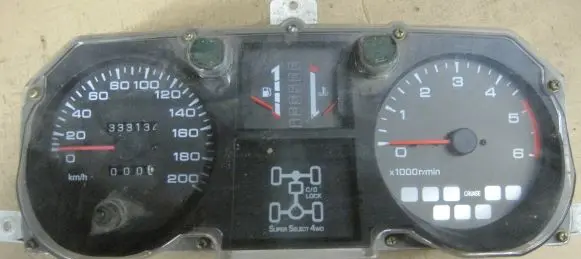 Mitsubishi Pajero Sport I Speedometer (instrument cluster) MR298411