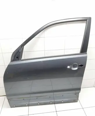 Suzuki Grand Vitara II Front door