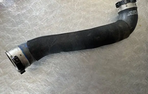 Nissan Qashqai Intercooler hose/pipe 144634EB0B
