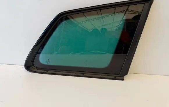 Skoda Kodiaq Rear side window 565845298