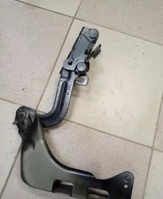 Mercedes-Benz GLC C253 Engine bonnet/hood hinges A2538800128 A2538800228 612716