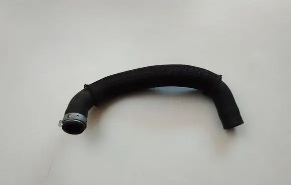 Subaru Forester SK Air intake hose/pipe 14472AA840