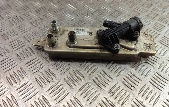 BMW 7 F01 F02 F03 F04 Engine oil radiator 7638679