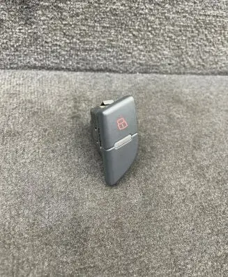 Tailgate opening switch