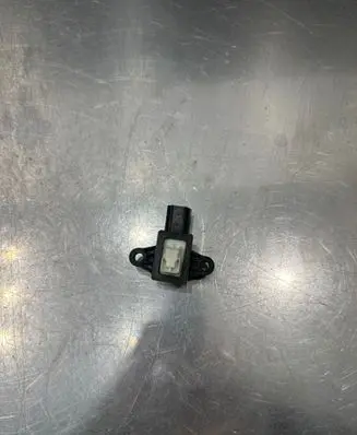Ford Fiesta Airbag deployment crash/impact sensor Dg1314c676aa 13047152
