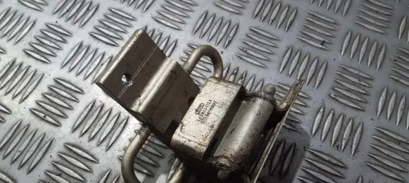 Audi 100 S4 C4 Rear door lower hinge 4a0833412a