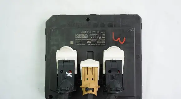 Skoda Fabia Mk4 (6VA) Other control units/modules 2Q0937090D
