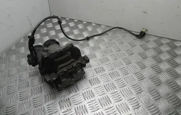 Mercedes-Benz C W205 Rear brake caliper A2534231098 VD19169