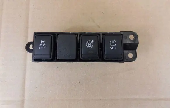 Nissan X-Trail T32 A set of switches 