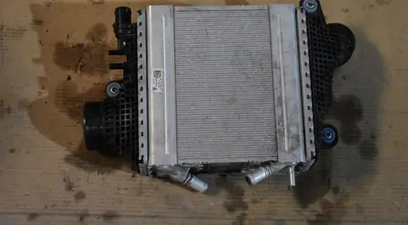 Porsche 718 Cayman 982 982c Intercooler radiator 982145621B