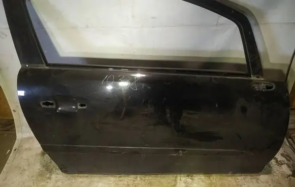 Opel Corsa D Front door juodos