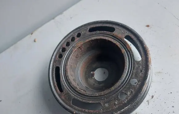 Opel Insignia A Crankshaft pulley 0990z1