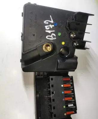 Mercedes-Benz E W211 Fuse box set A2115461441