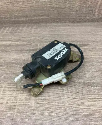 Mazda Xedos 6 Central locking motor CA0156890A 3E25