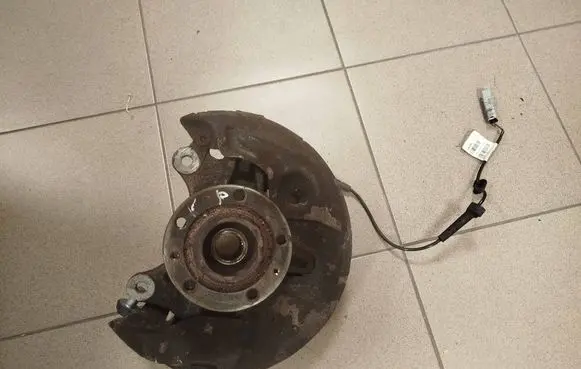 Opel Grandland X Front wheel hub 