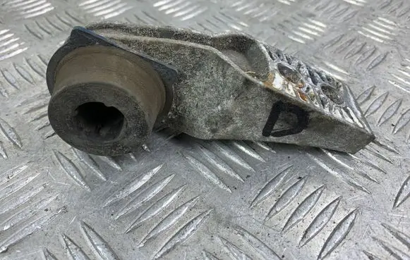 Muffler mount bracket/holder