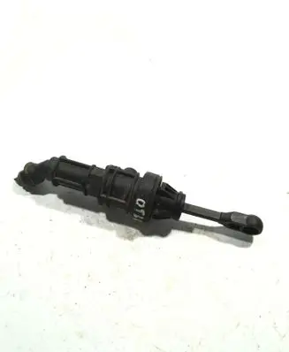 Mitsubishi Outlander Clutch master cylinder 