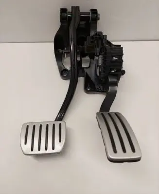 Tesla Model 3 Pedal assembly 104469101C D6722186017