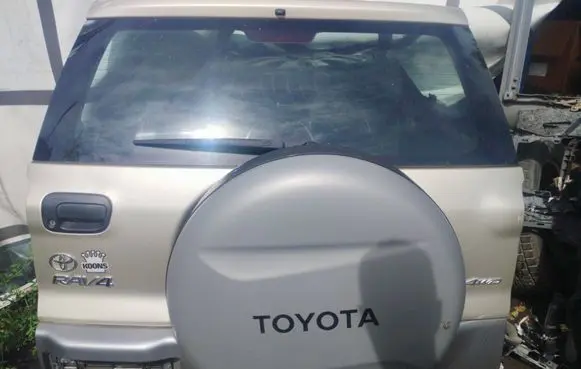 Toyota RAV 4 (XA10) Tailgate/trunk/boot lid