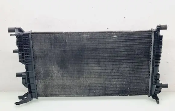 Coolant radiator
