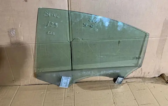 Mercedes-Benz CLS C218 X218 Rear door window glass 