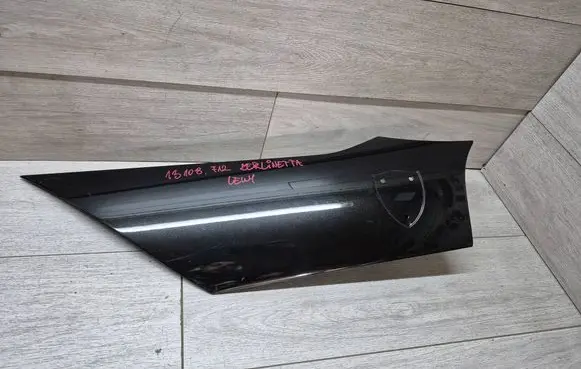Ferrari F12 Berlinetta Fender end trim 84376411
