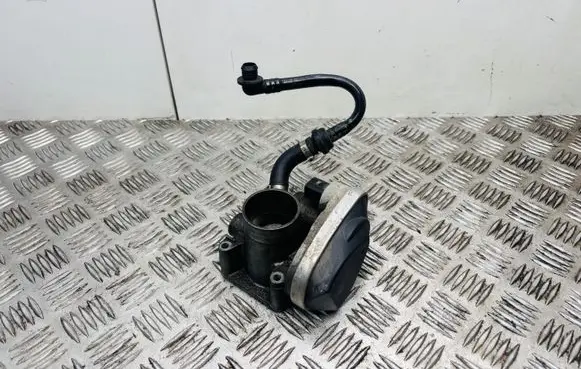 Volkswagen Golf IV Throttle valve 036133062L