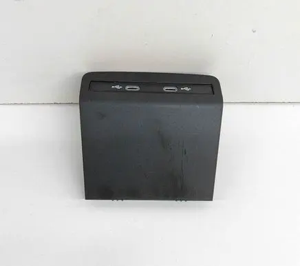 USB socket connector