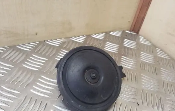 KIA Sorento Horn signal E428R000033