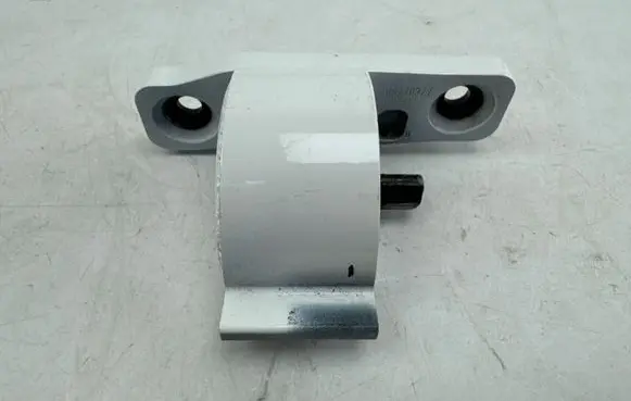 Mercedes-Benz EQC Front door lower hinge 258A2