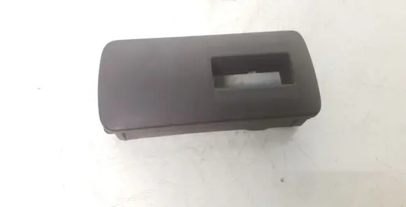 Opel Vectra C Rear door window switch trim 13203022