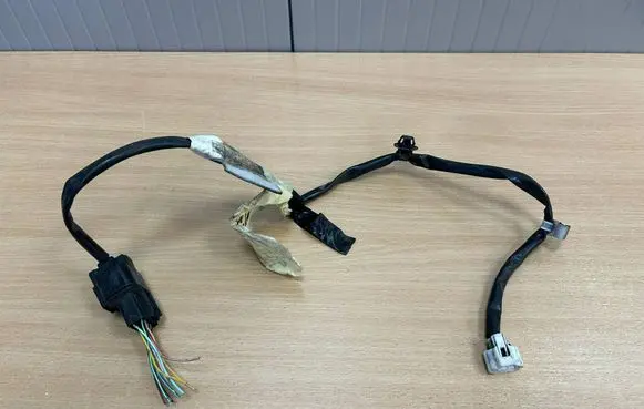 Mitsubishi Outlander Rear tail light wiring loom 8518A034 8518A113