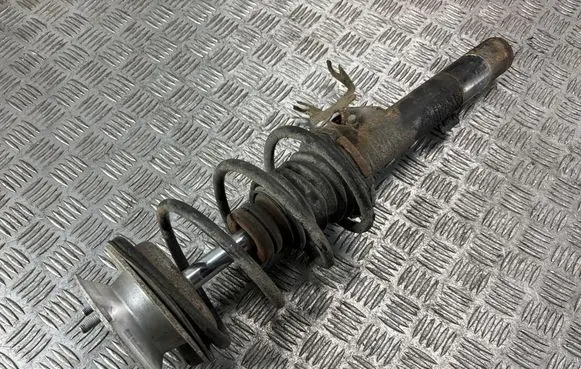 BMW 3 E90 E91 Front shock absorber with coil spring 10541315