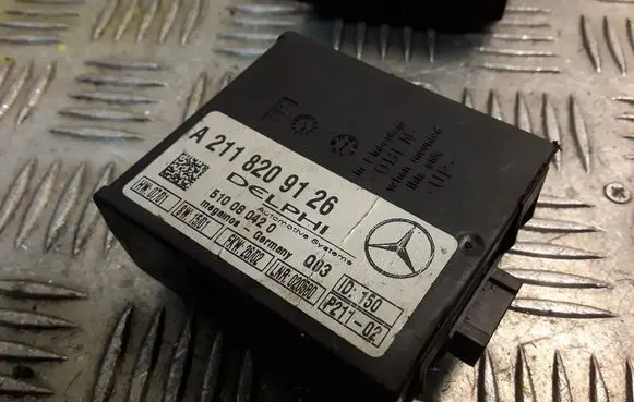 Mercedes-Benz E W211 Alarm control unit/module A2118209126 2118209126