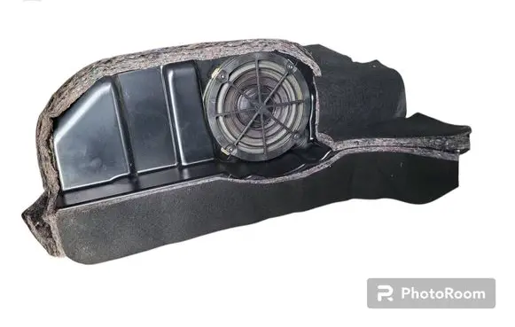 Audi A6 S6 C5 4B Subwoofer speaker 4B9035382A