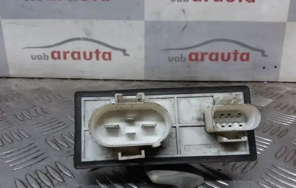 Volkswagen Golf IV Coolant fan relay 1J0919506H 898884000
