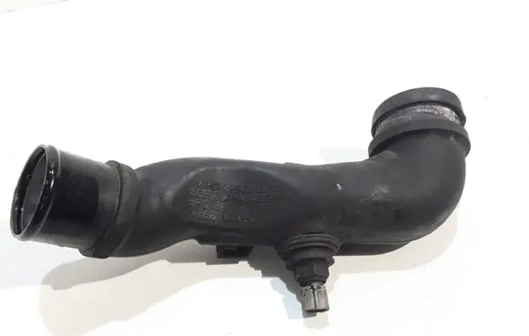Toyota Avensis T270 Intercooler hose/pipe 173620R030