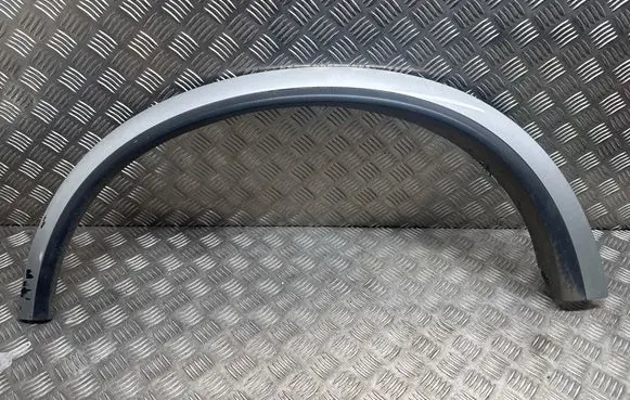 Front arch trim