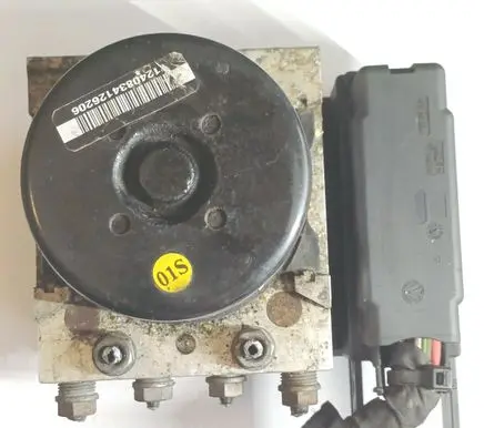 Volkswagen Caddy ABS Pump 1K0614517CN 1K0907379BD