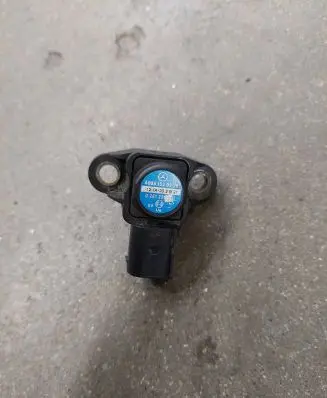 Mercedes-Benz E W212 Air pressure sensor A0081530228 026123241