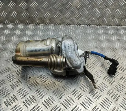 Volkswagen PASSAT B8 EGR valve cooler 03N131512H 04L131N02
