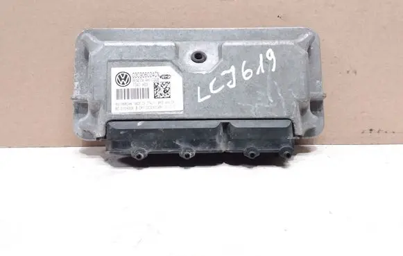 Volkswagen Polo V 6R Engine control unit/module 03C906024CN