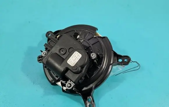 Ford Focus A/C air flow flap actuator/motor GS7H19E616CA IMPRK1584166