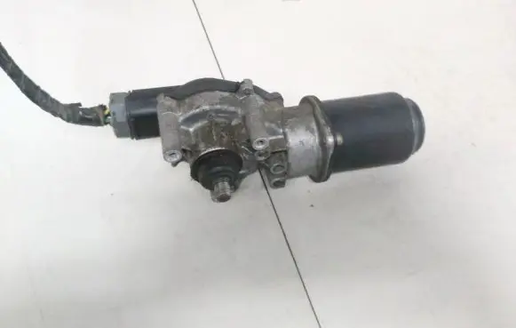 Subaru Legacy Wiper motor