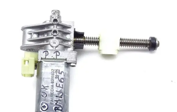 BMW 7 E65 E66 Seat adjustment motor 0390201993